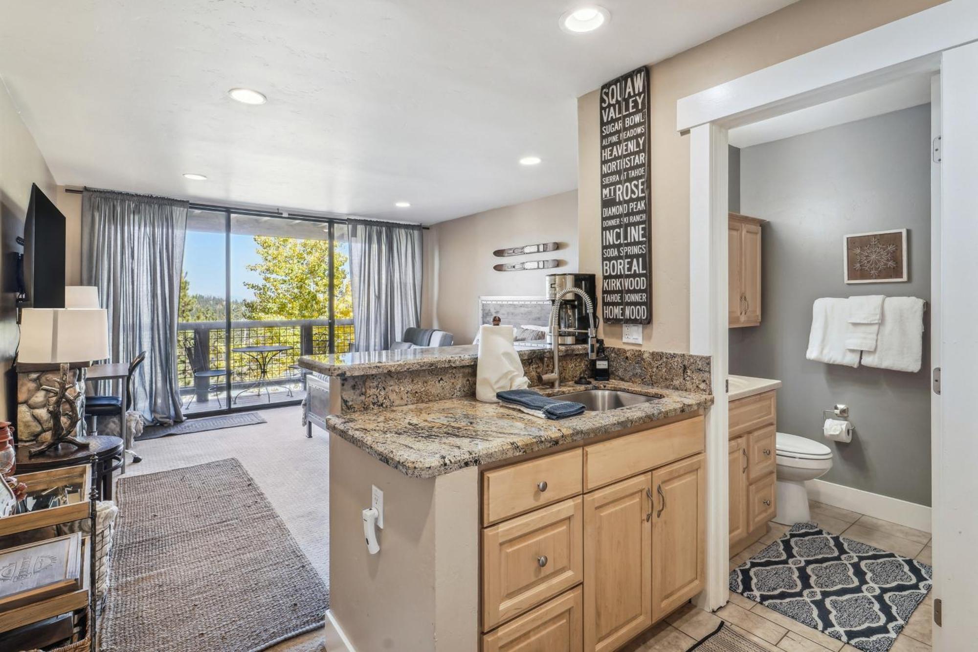 Truckee Studio With Balcony And On-Site Skiing! Luaran gambar