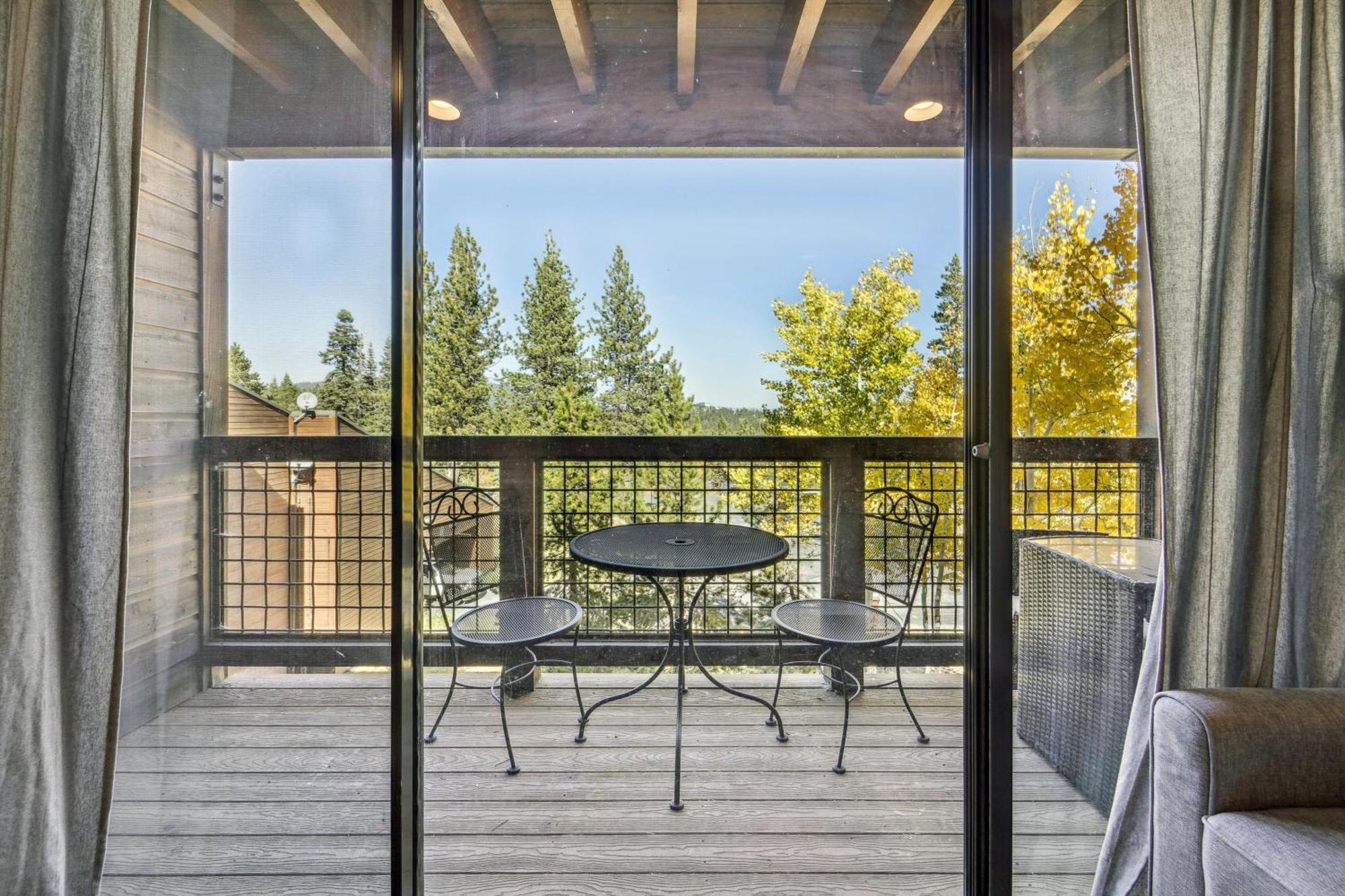 Truckee Studio With Balcony And On-Site Skiing! Luaran gambar