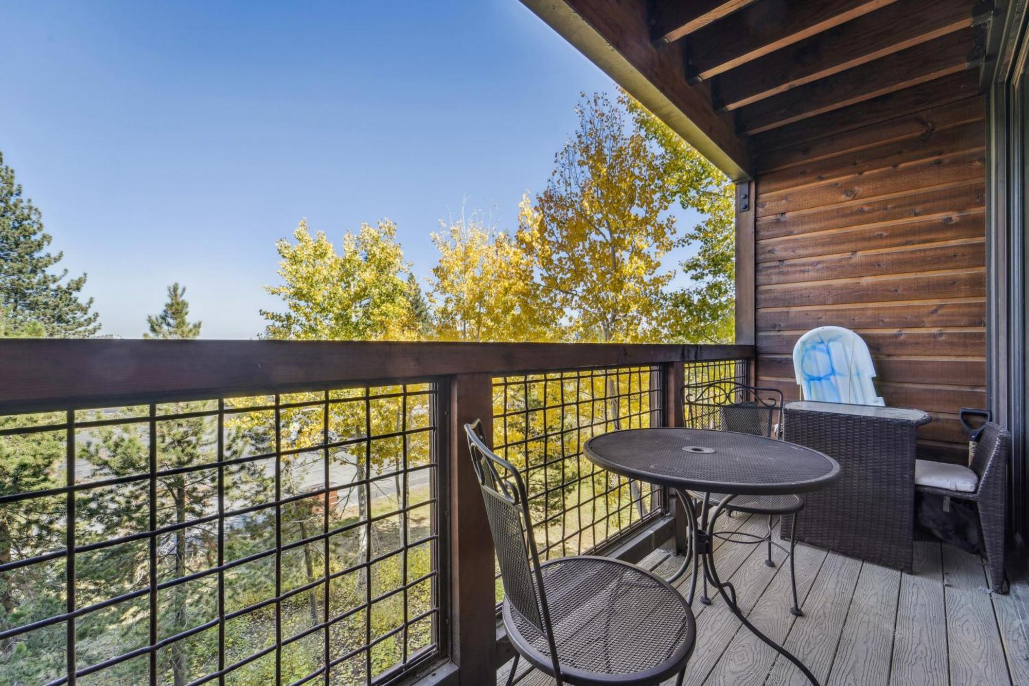Truckee Studio With Balcony And On-Site Skiing! Luaran gambar
