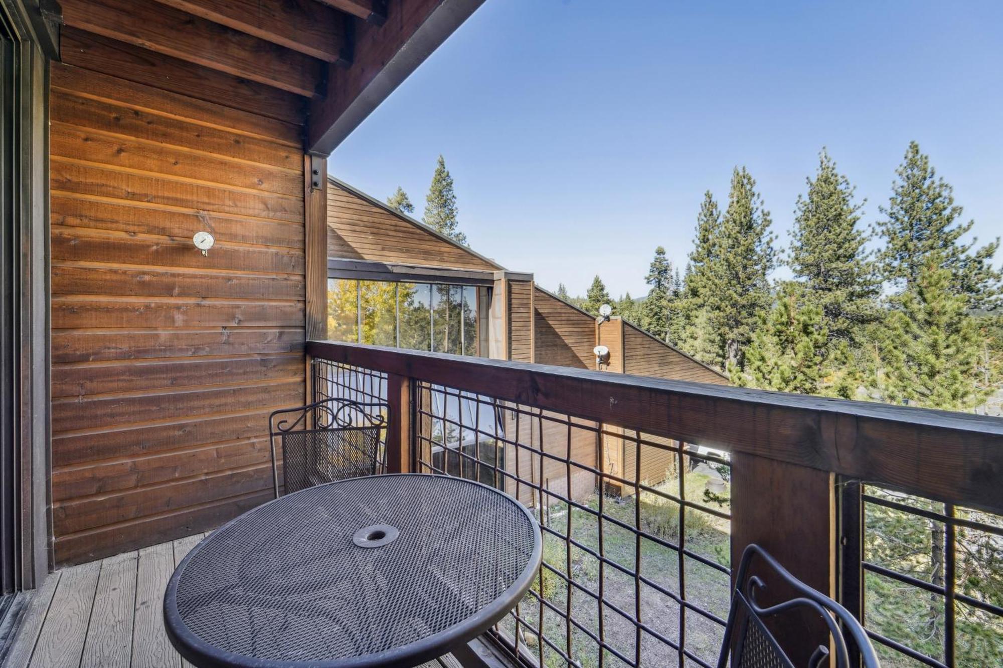 Truckee Studio With Balcony And On-Site Skiing! Luaran gambar